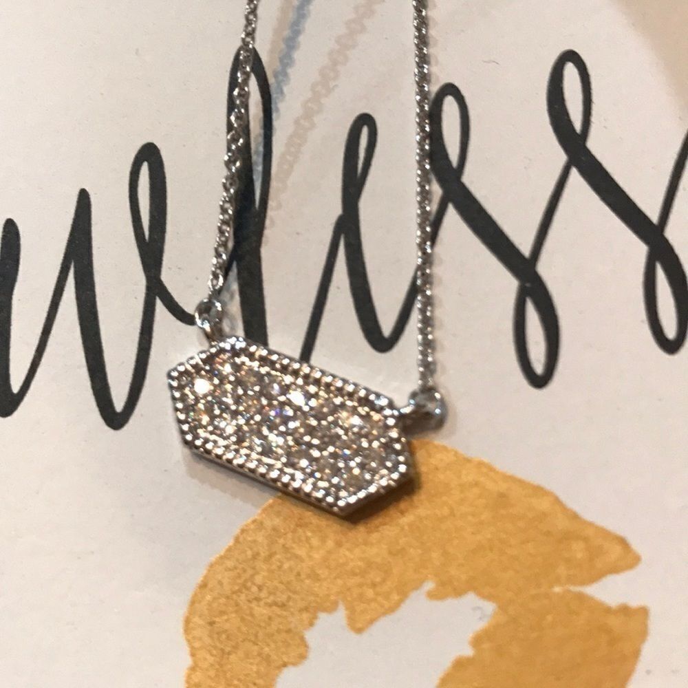 Silver Chain with Rhinestone Design‎ - Picture 2 of 4